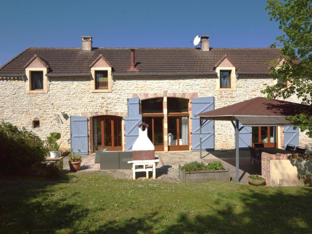 Charming Holiday Home With Pool Lavercantiere Екстер'єр фото